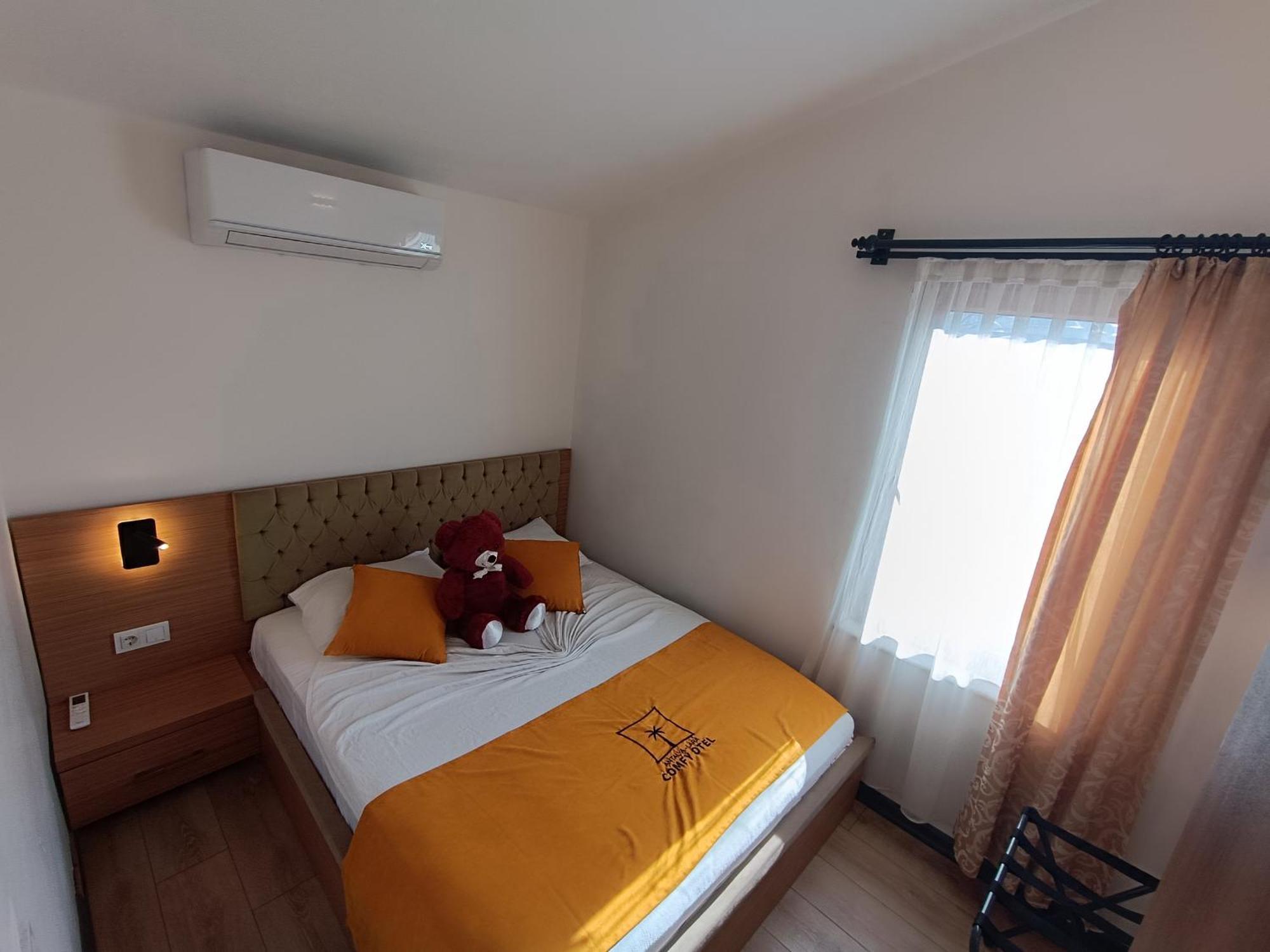 Otel Comfy Lara *
